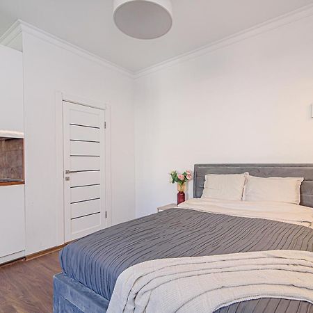 Appartement Welcoming Studio In Historic Vilnius With Free Parking By Urban Rent Extérieur photo