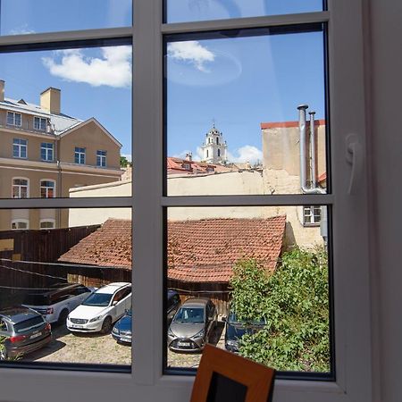 Appartement Welcoming Studio In Historic Vilnius With Free Parking By Urban Rent Extérieur photo