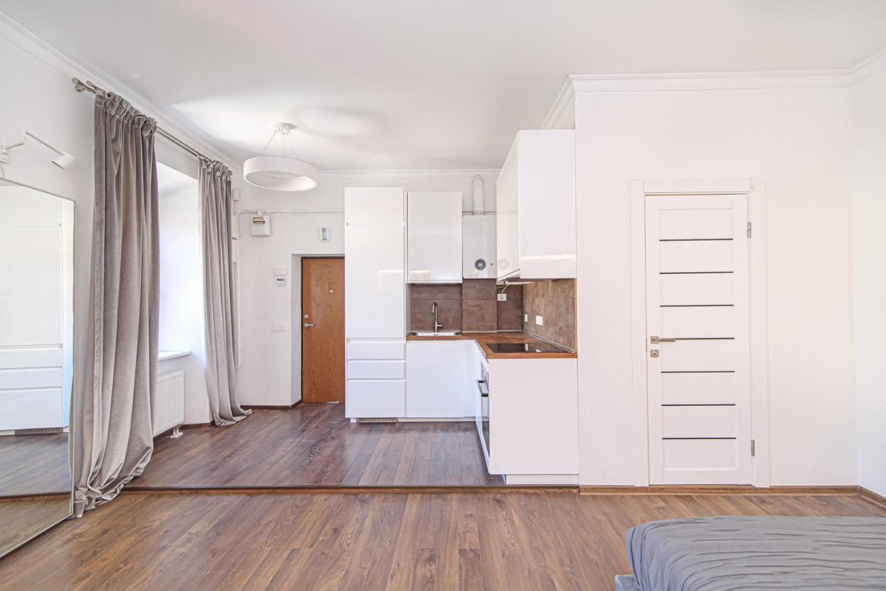 Appartement Welcoming Studio In Historic Vilnius With Free Parking By Urban Rent Extérieur photo