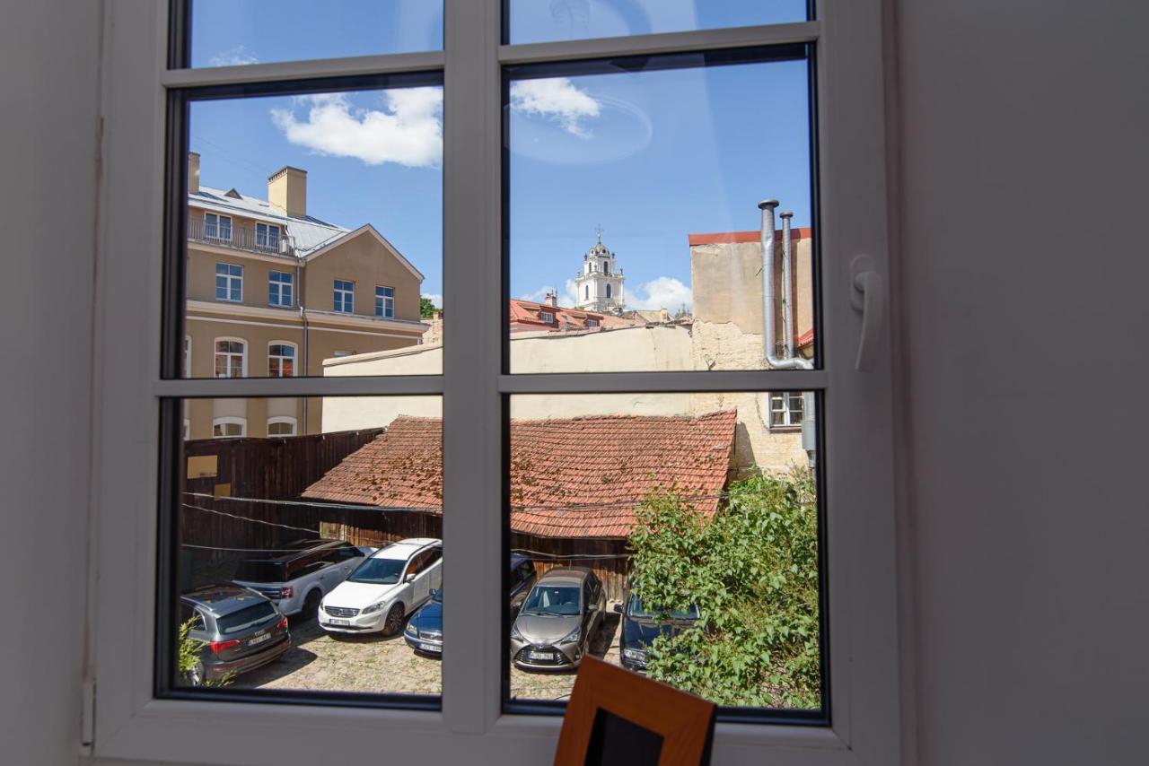 Appartement Welcoming Studio In Historic Vilnius With Free Parking By Urban Rent Extérieur photo