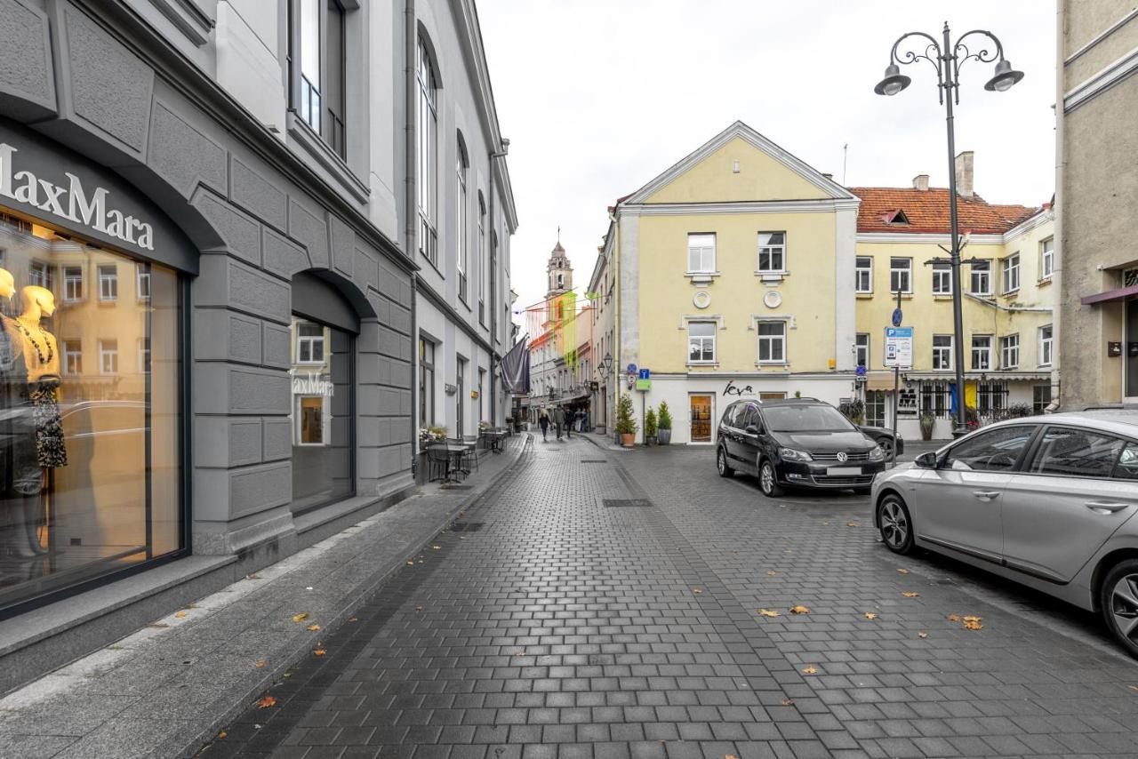 Appartement Welcoming Studio In Historic Vilnius With Free Parking By Urban Rent Extérieur photo